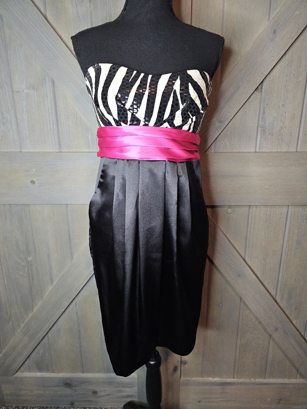 Y2k City Studio Strapless Zebra Print & Black Pleated Mini Dress sz 9